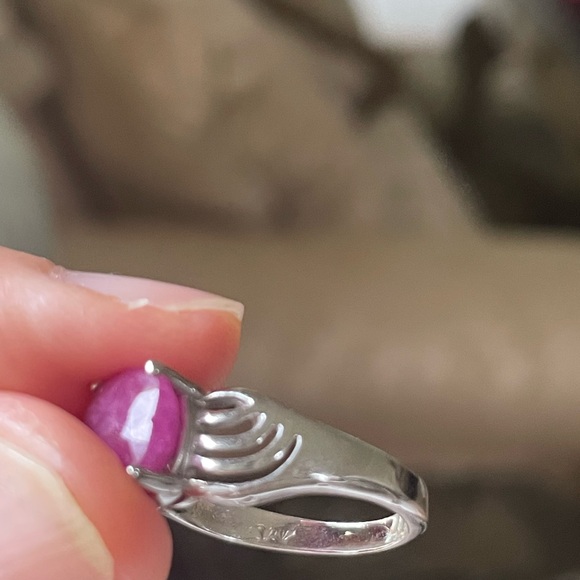 14k Ruby Ring - Picture 4 of 11